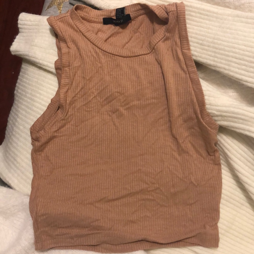 beige knit sleeveless crop top